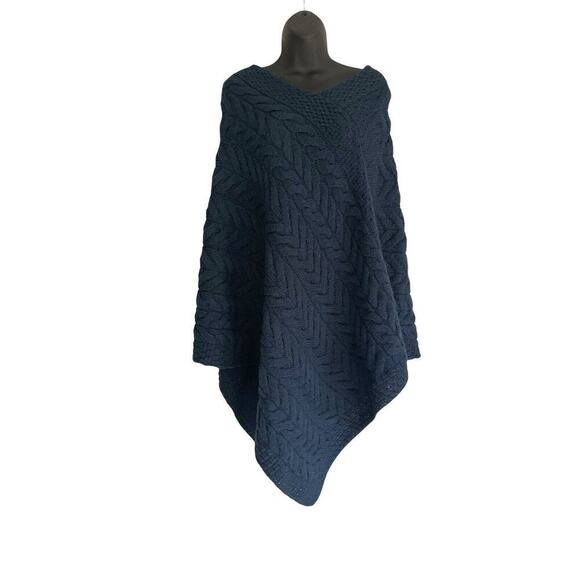 Kilronan Knitwear Poncho Sweater Womens M/L Navy Merino Wool Fisherman Ireland - Picture 1 of 6